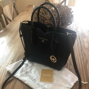 Michael Kors Mae Messenger Bag , Small, Black